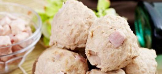 麻辣鲜|餐馆里好吃的芋头丸子怎么做？老板透露秘诀：金黄酥脆炸很重要