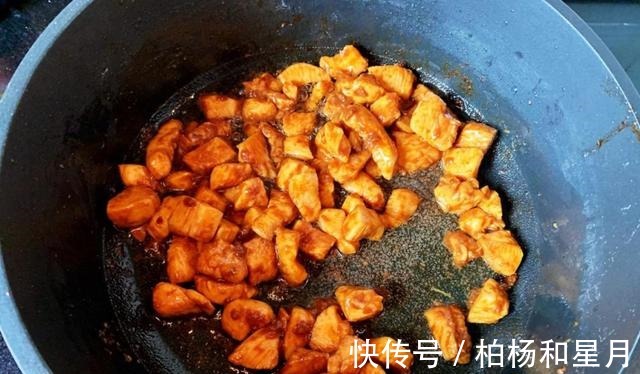 洋葱|小孩子也能吃的宫保鸡丁,清淡下饭还美味!