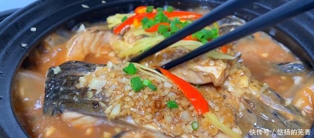冬天记得多吃鱼,教你草鱼特色做法,味道鲜美,一周吃七次都嫌少