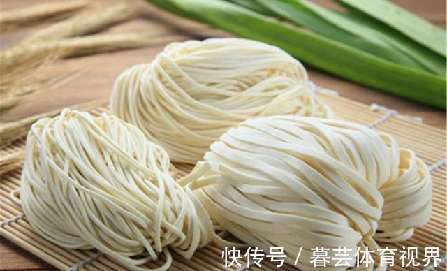 豆芽|经常吃面条对胰岛不好?医生:若不想患上糖尿病,3种素食要少吃