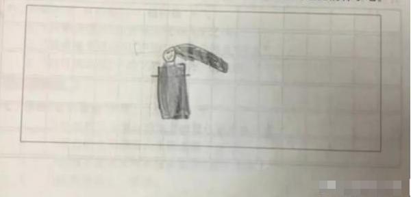 孩子们|老师让孩子画“妈妈的睡姿”,不料画风各种写实,宝妈:回家挨打