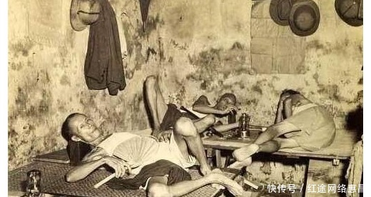 罕见老照片|晚清青楼女子在打麻将,最后一张却是慈禧的贴身宫女!