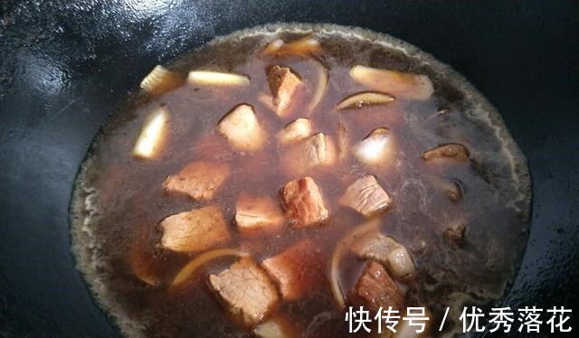 牛肉|土豆和牛肉搭配,这样做鲜美入味,牛肉软烂,大人孩子都很爱吃!