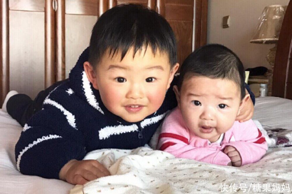 二宝出生之后，家里大宝跟谁睡？宝妈巧妙化解这个“世纪难题”