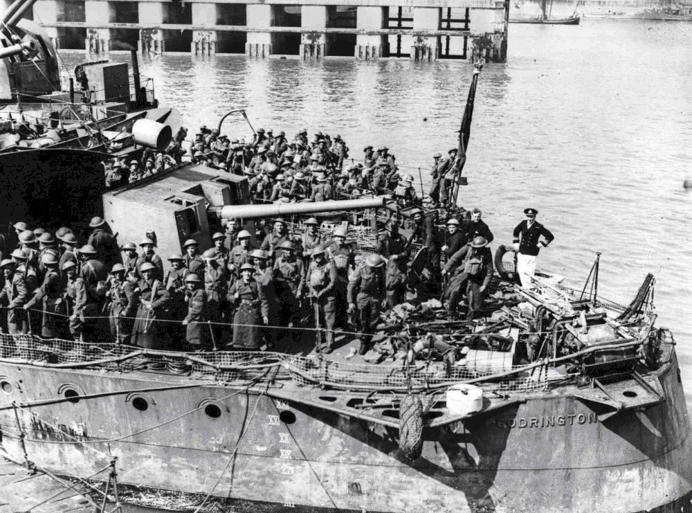 海滩|“我们将在海滩作战!”:黑白历史照片纪念敦刻尔克大撤退80周年