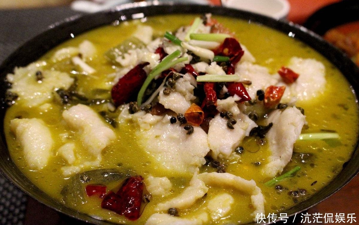 入适量|做酸菜鱼时,有四个步骤很关键,掌握后做出的酸菜鱼鲜嫩又美味