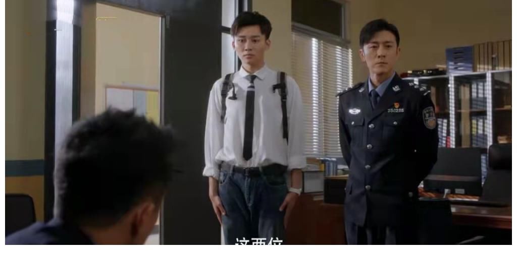 |《双面神探》首播：剧情搞笑，刘奕君刘怡潼父子同台引热议