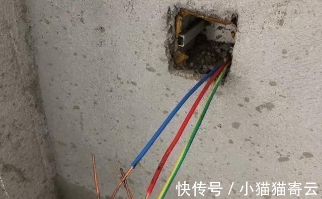 空气开关|家里插座接线是左零右火，空开接线左火右零，为什么？要处理吗？