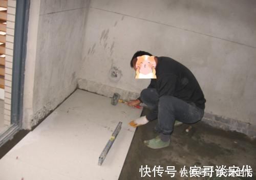 新手|为了省钱自己贴瓷砖,8个步骤轻松搞定,新手也能贴得很完美