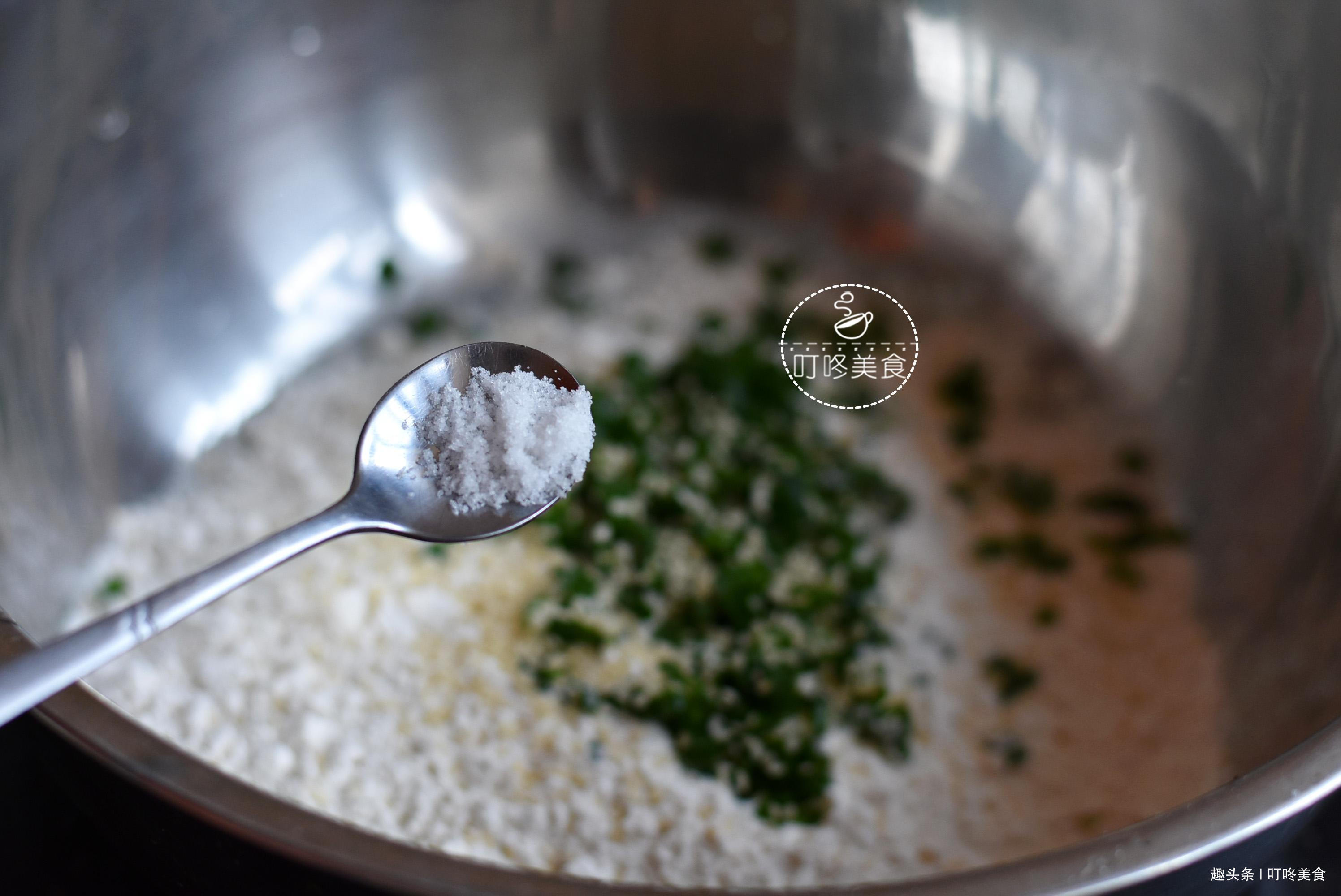 滤勺|2分钟教会你做炸酥果，步骤超简单，又酥又脆，学会不用买零食了