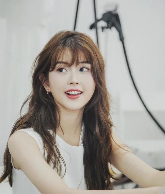 横线 你是什么脸型,就剪什么发型!剪错:显老、装嫩、成“胖头鱼”