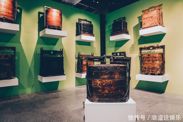 美国男子来华留学,收藏10万件中国古董,40年后身家轻松过亿