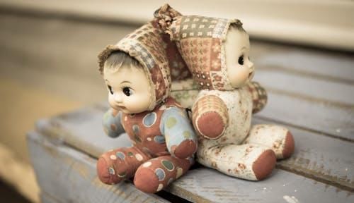 妞妞|“妈,那个娃娃自己动了”,妈妈以为孩子说着玩,第2天忙去医院