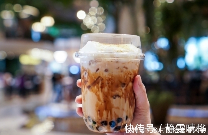 孩子|这3种饮品,就算孩子死缠烂打,家长也不要轻易给孩子,危害太大