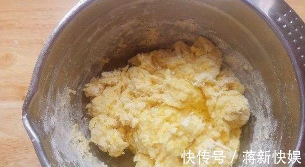 小面包不要到外面买啦!8个步骤教会你怎么做,完全不输给外面