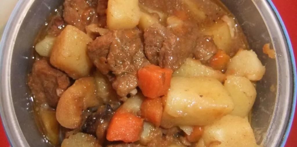 饭菜|孩子总说幼儿园的饭更香,回家不爱吃饭,不料看到实物妈妈难以接受