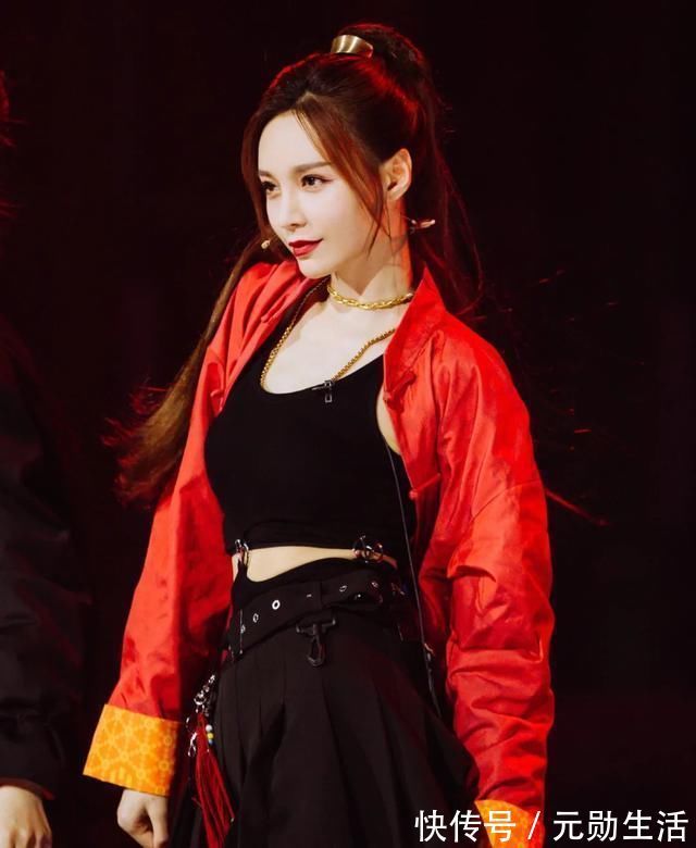 发量|美丽无死角的女孩,都把发型换成了这些样子