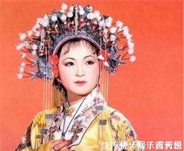 贾母!红楼梦:元春在宫中的地位处境如何?刘姥姥的预言一针见血