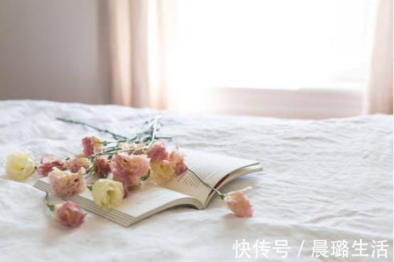 晒被子后的“香味”,是螨虫尸体的味道这样清洁比晒还管用