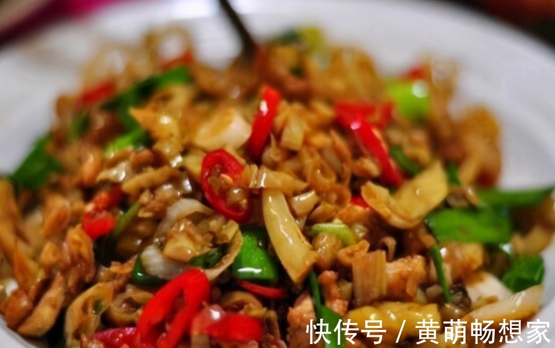 衰老|爱美女性可以吃三种美食,补血活血,抵抗衰老,爱吃就赚