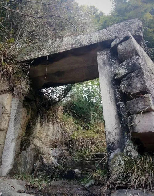  古人|看到四道寨墙的山寨，防御工事做得如此完备，感受古人的聪明才智