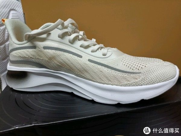 耐克|鸿星尔克，野性消费提醒