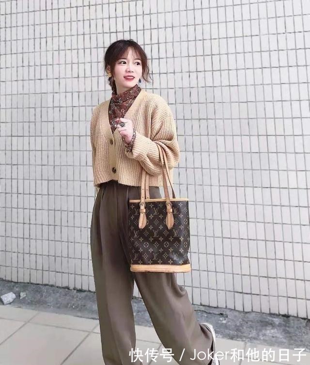 半身裙 别笑话“小个子女生”,她们要是认真学搭配,显高显气场不在话下!