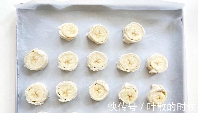 黑暗料理|分享香蕉隐藏吃法，外脆里糯，香香甜甜好滋味，简单几步就搞定