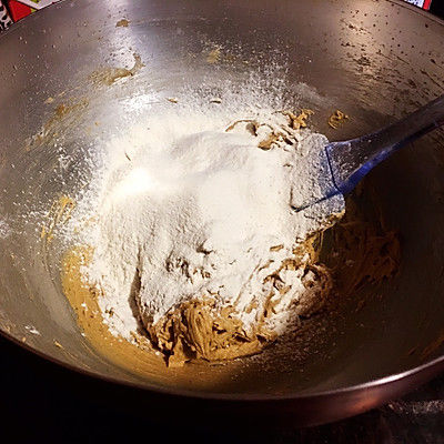 榛果巧克力熔岩软饼