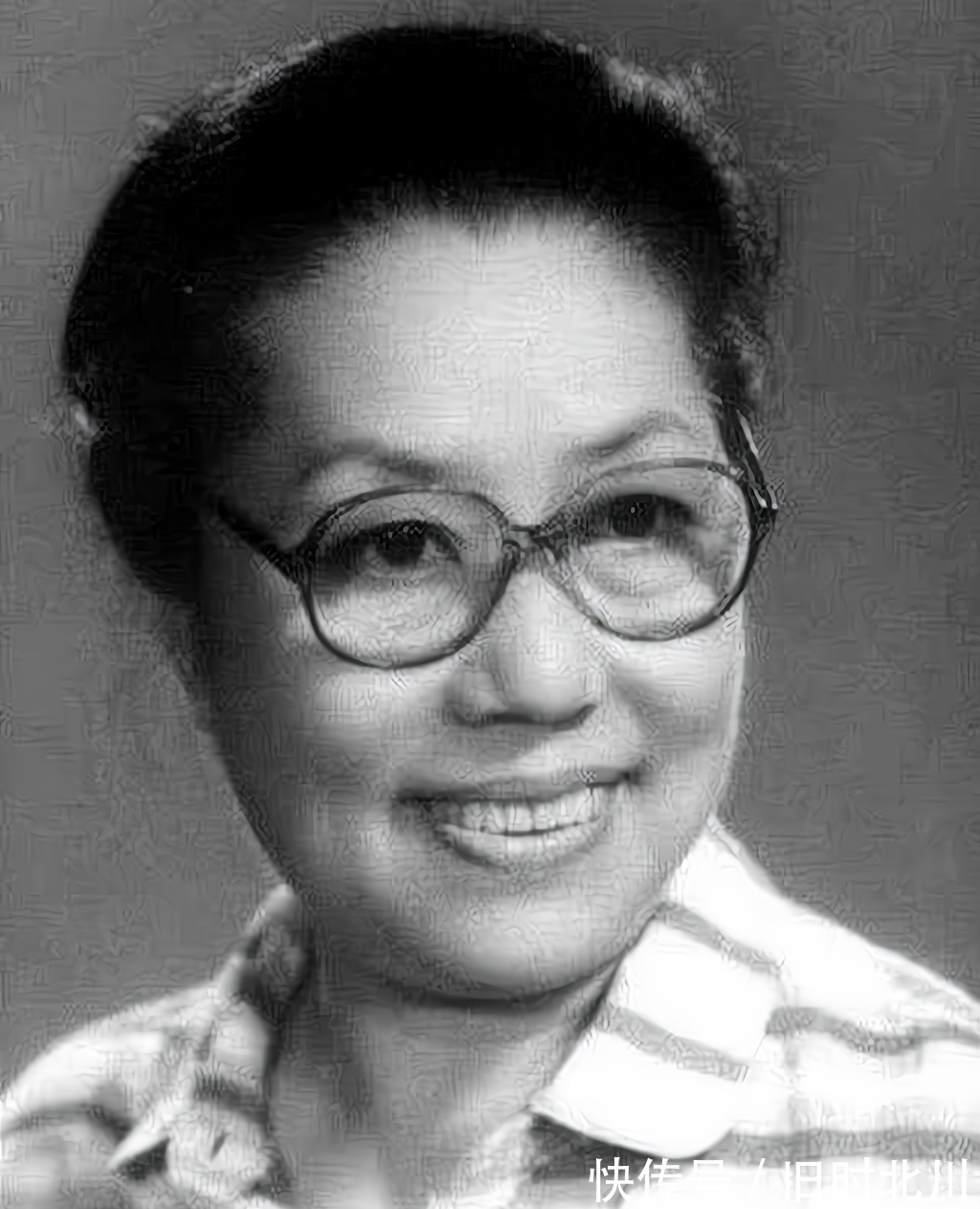 沙家浜&难忘八大样板戏中两位著名奶奶,她高寿离世,她却突发脑溢血去世