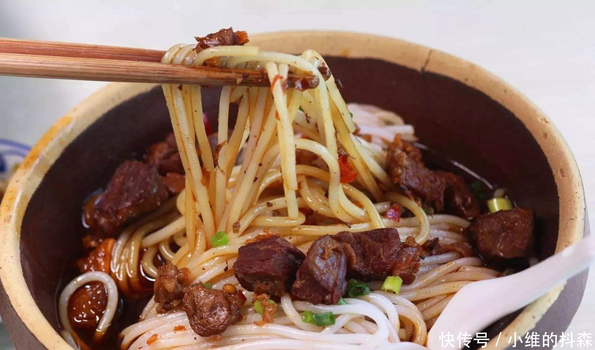 喜欢|国内最好吃的5碗“名粉”,螺蛳粉也上榜了,你最喜欢吃哪一种?
