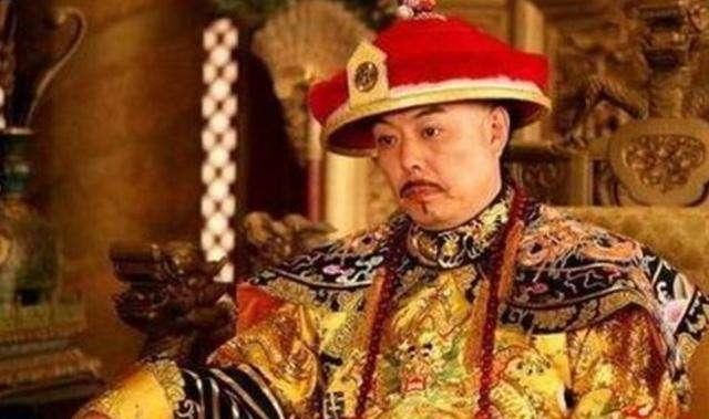 龙袍|历史上只有秦始皇穿黑龙袍,后世皇帝大多穿黄龙袍,这是为何?