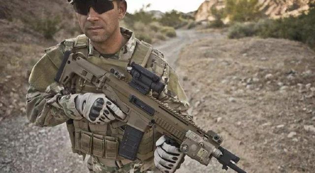 忽悠|人在中弹后究竟能活多久老兵看后冷笑回答别再被电视忽悠了