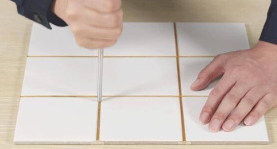 瓷砖|新房装修，要不要做美缝后悔当初没听劝，几万块钱都打水漂了！