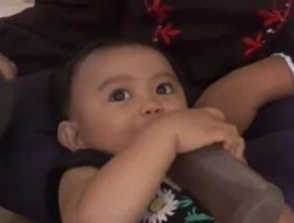 父母|当初仅仅是因为父母没钱,被迫从小喝咖啡长大的婴儿,如今怎样了