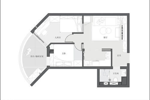 客厅|还是老公机智，阳台客厅之间装个隔断墙，空间宽敞不止一点点！