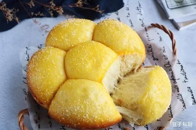 面粉别再蒸馒头了,简单这么一做,香甜可口,比面包还松软好吃
