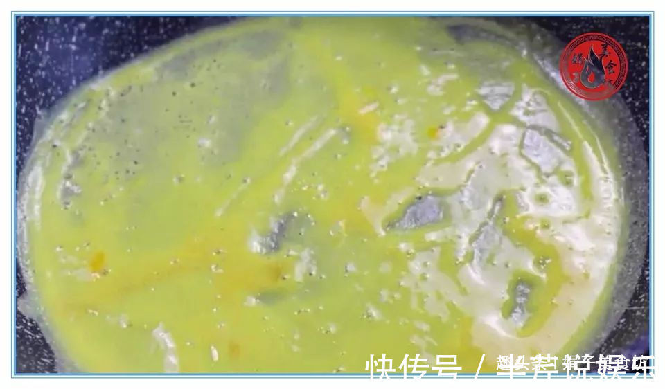 五花肉别再做红烧了，加3个鸡蛋，用手卷一卷，全家人都爱吃