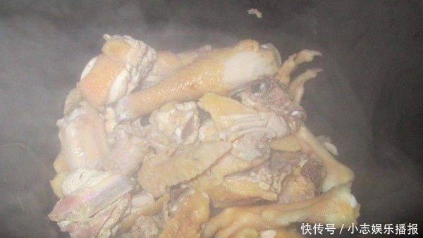 中薪|这菜千万不能隔夜吃,吃多了相当于吃慢性毒药,看了赶紧告诉家人