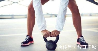 举重|深蹲和俯卧撑进行力量训练！