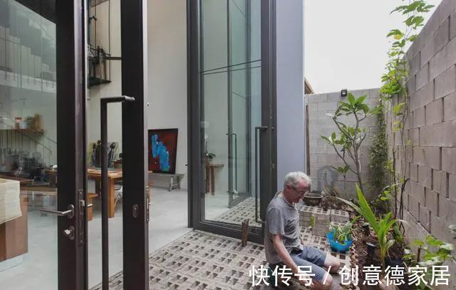 别墅|60后退休夫妻的:336㎡水泥别墅,全屋“赤贫风”,这叫有钱又闲