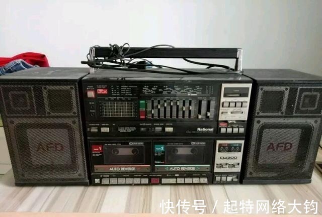 砖头 回顾 那些年代的“时髦”东西,“砖头”大哥大你可曾用过