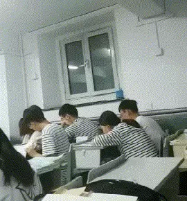 搞笑GIF:骚年,这是你想要的小姐姐吗? GIF动图 第22张-福利吧