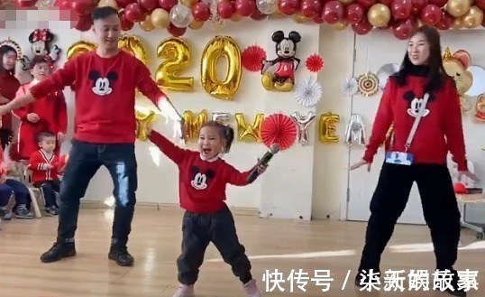 家庭教育|“最走心夫妇”带娃参加联欢会,如今没点才艺,都不敢当家长了