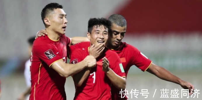 国足|4失单刀后!武磊亮出“2必杀技”,难掩“一线4连崩”,3人变罪魁!