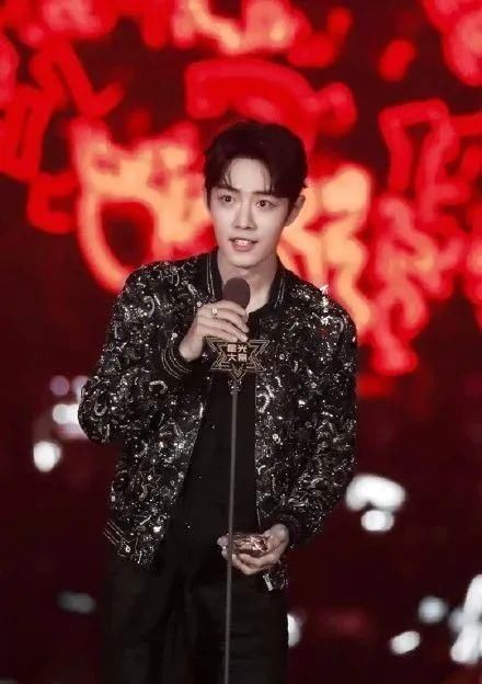 星光大赏|东方卫视大手笔,肖战成神秘压轴嘉宾,职黑气得无话说