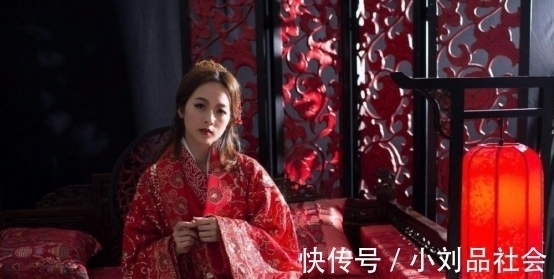 人类$南宋一尼姑阴阳同体,上百人遭其祸害,被混混识破后判斩立决