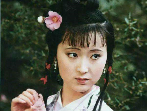 放弃|贾母为何放弃史湘云,让林黛玉做宝玉正妻?看贾敏一死带走了啥?