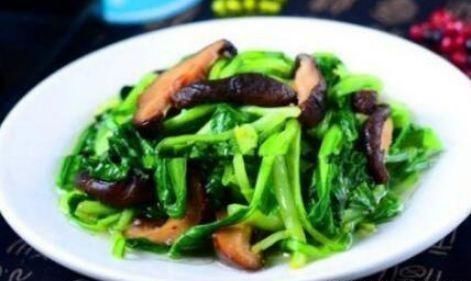 简单家常菜川味草鱼,花样香菇青菜,风味小炒鸡,虾仁炒蛋