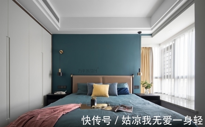 墨绿现代风，让家变得更温暖|| 过道